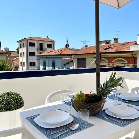 Darsena Luxury * Viareggio