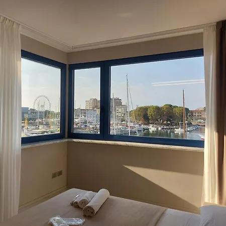 Apartment Darsena Luxury